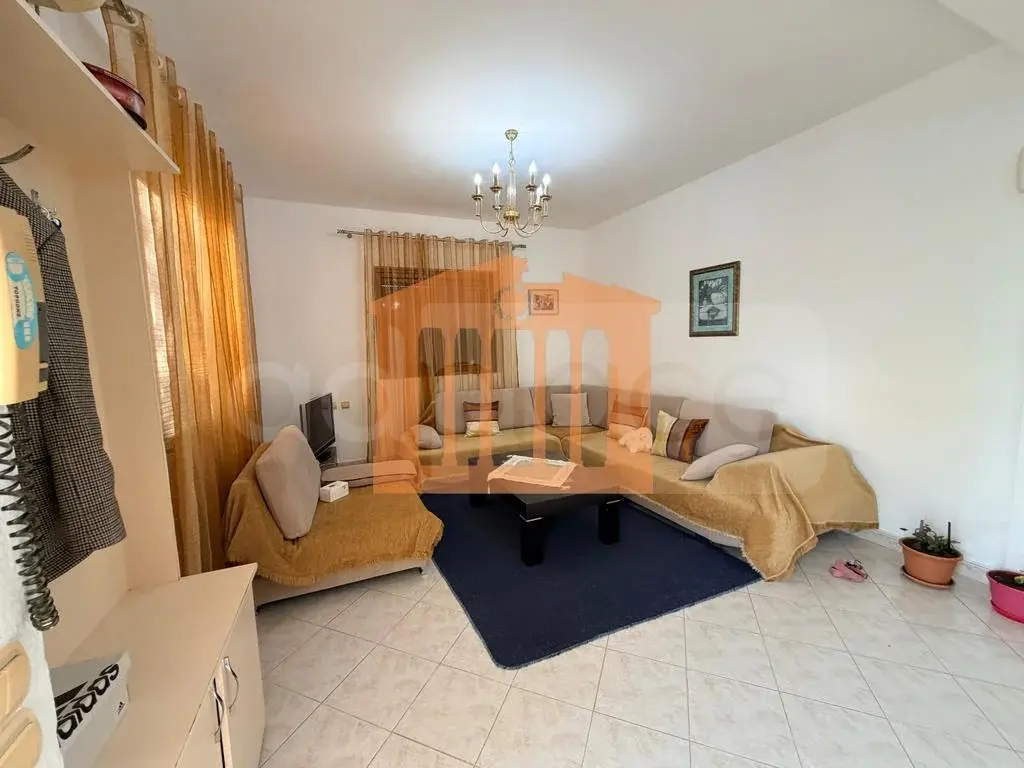 Apartament 4 dhoma 1 kati