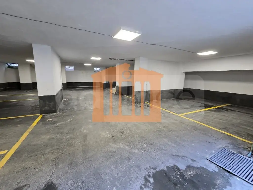 Garazh 154 m²