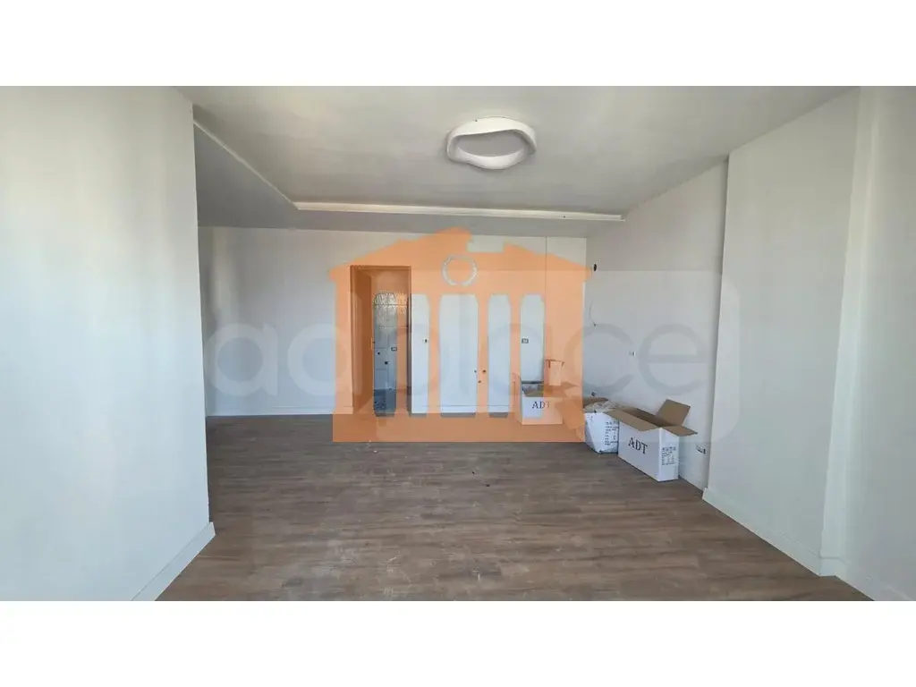 Apartament 57 m² 3 kati