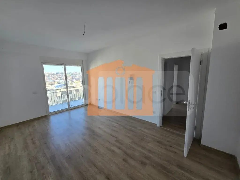 Apartament 53 m² 6 kati
