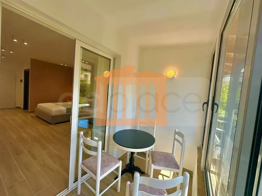 Apartament 2 dhoma 2 kati