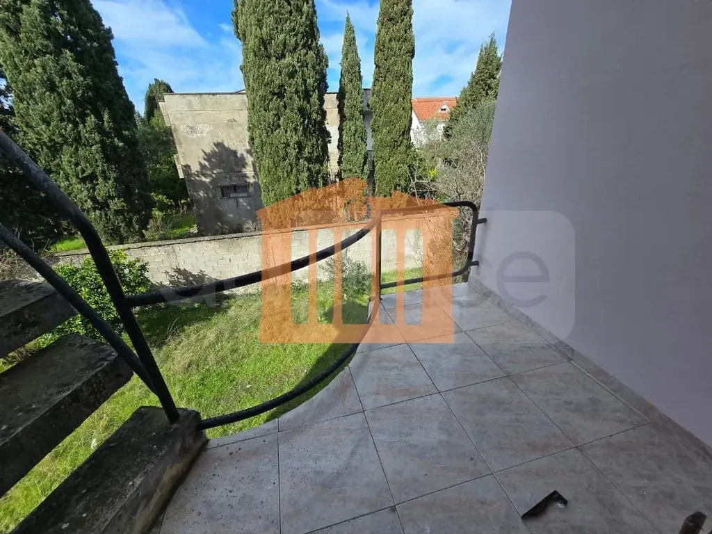 Shtëpi 264 m²