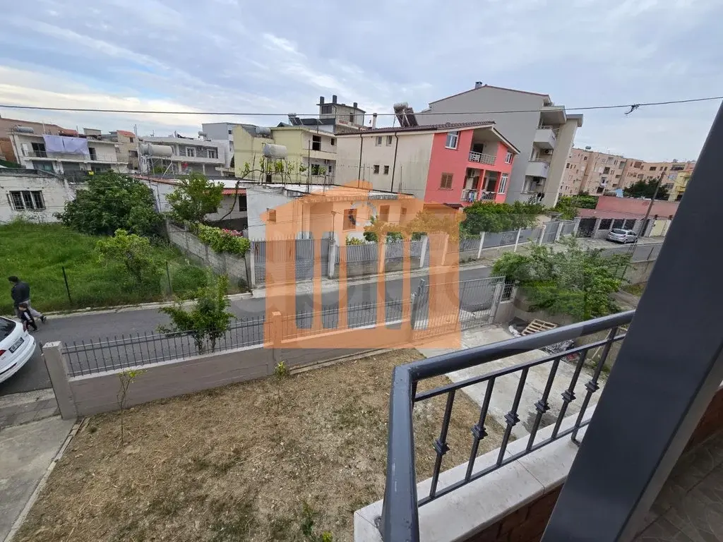 Shtëpi 471 m²