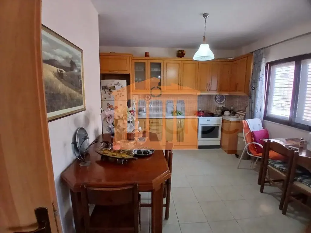 Apartament 3 dhoma 112 m² 4 kati