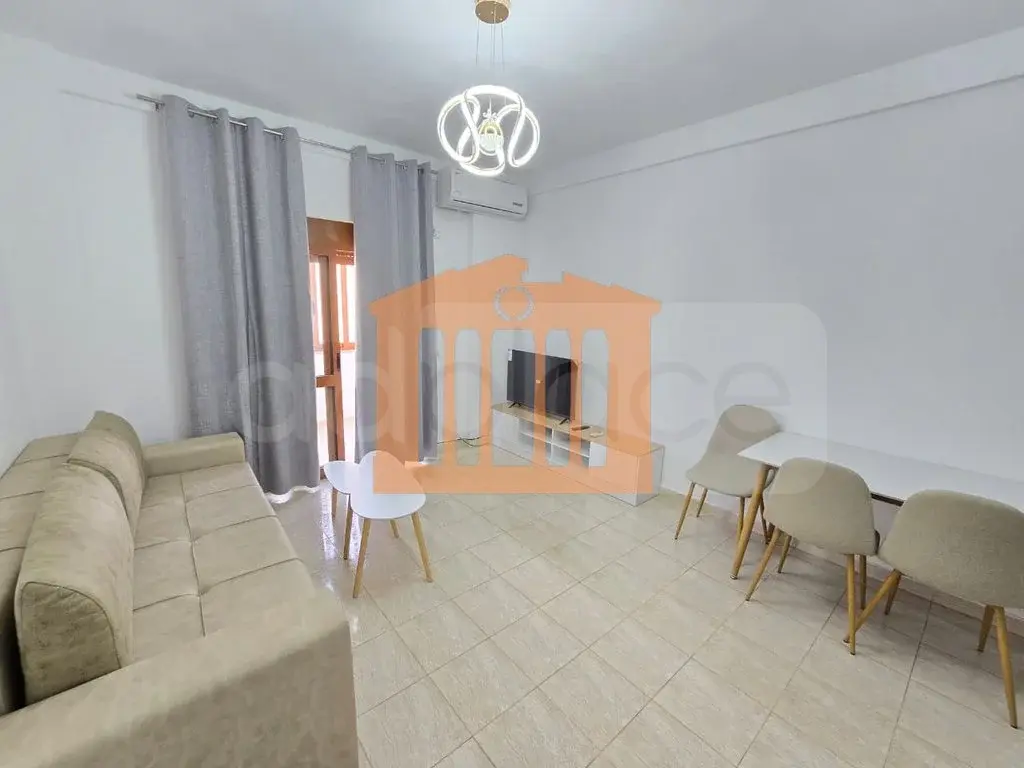 Apartament 60 m² 6 kati