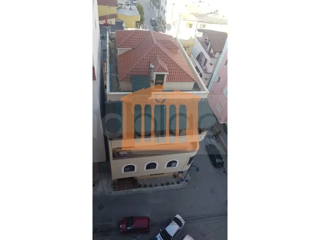 Shtëpi 760 m²