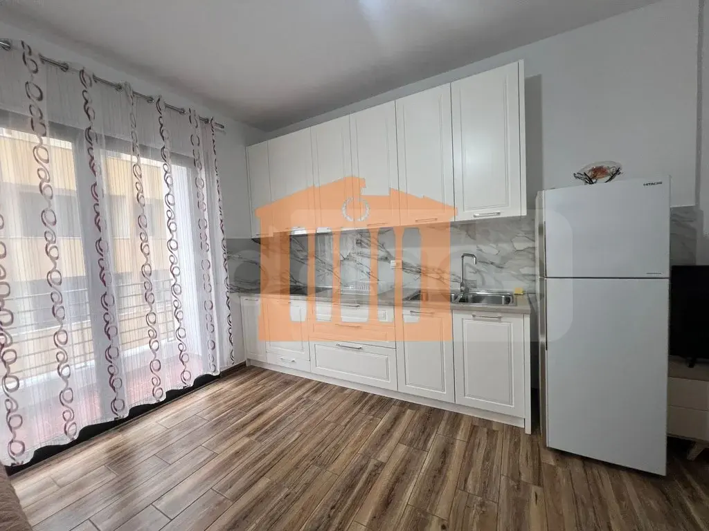 Apartament 2 dhoma 3 kati