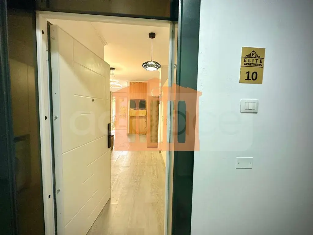 Apartament 2 dhoma 2 kati