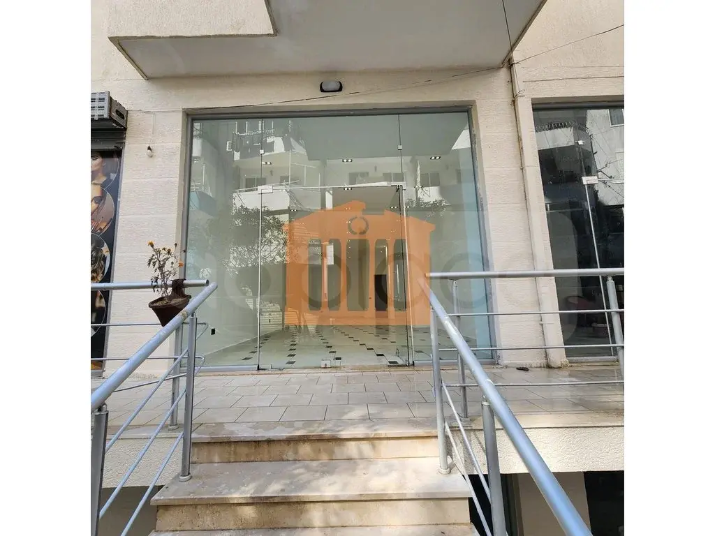 Pasuri të palujtshme komerciale 64 m²