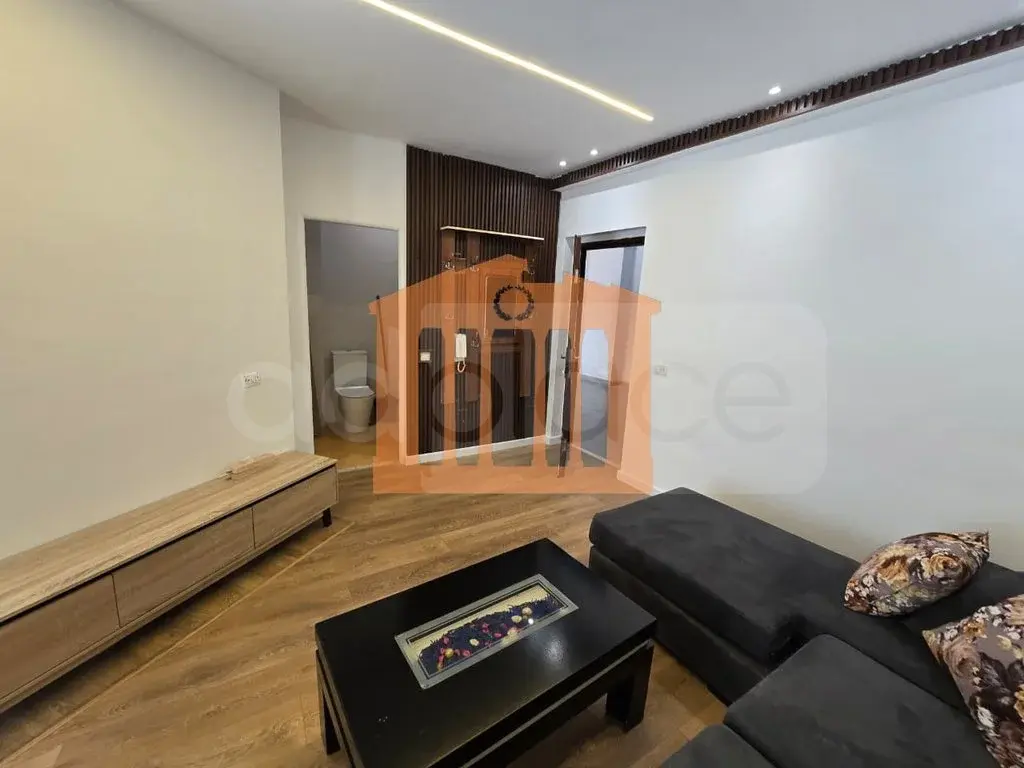 Apartament 42 m² 6 kati
