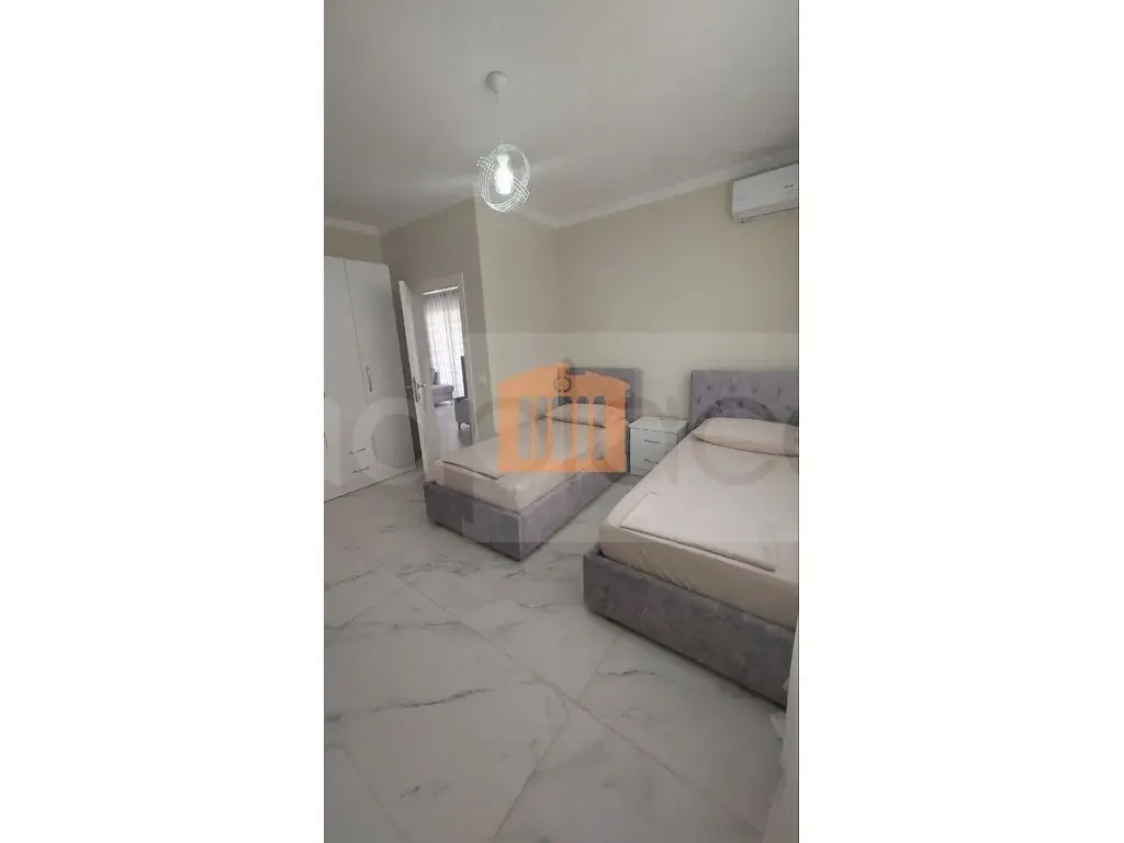 Apartament 3 dhoma 1 kati