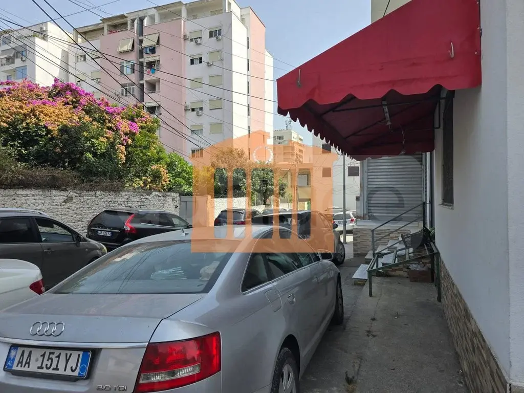 Pasuri të patundshme komerciale 53 m²