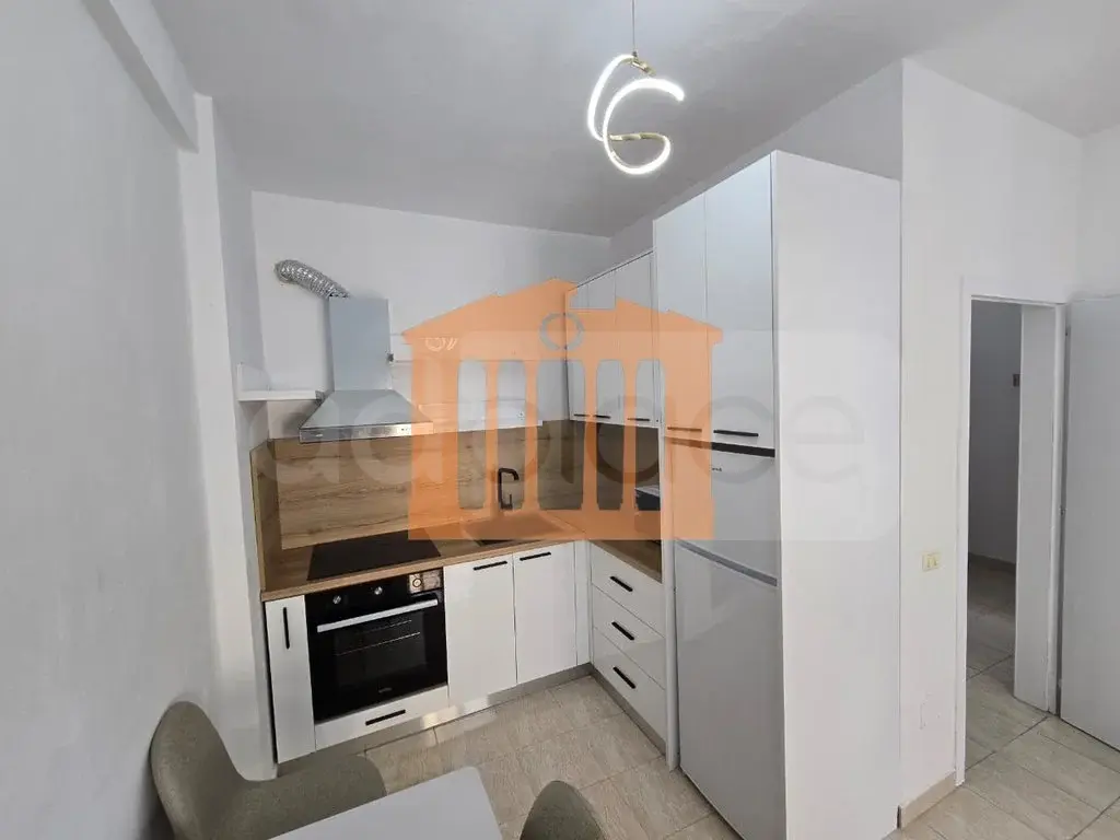 Apartament 60 m² 6 kati