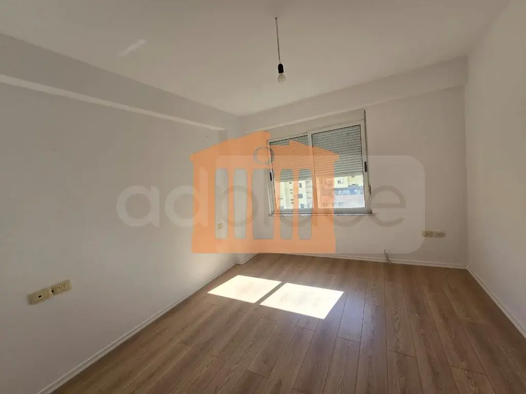 Apartament 50 m² 4 kati