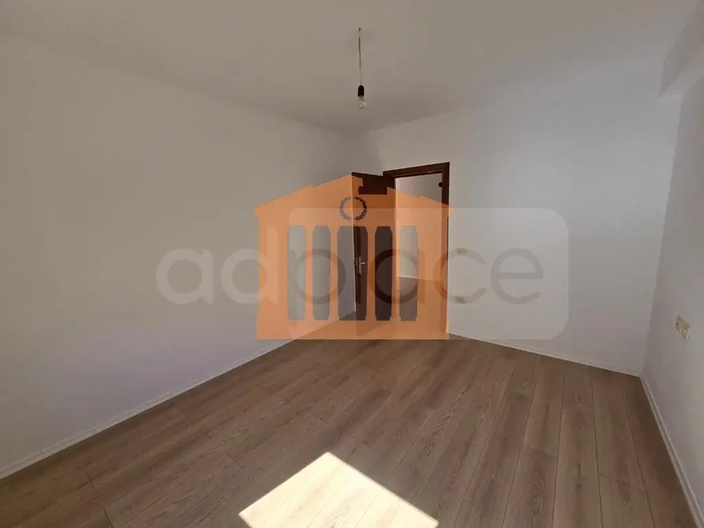 Apartament 50 m² 4 kati