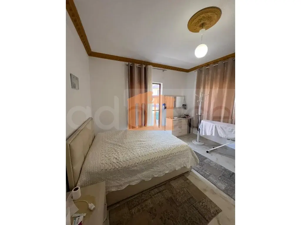 Shtëpi 264 m²