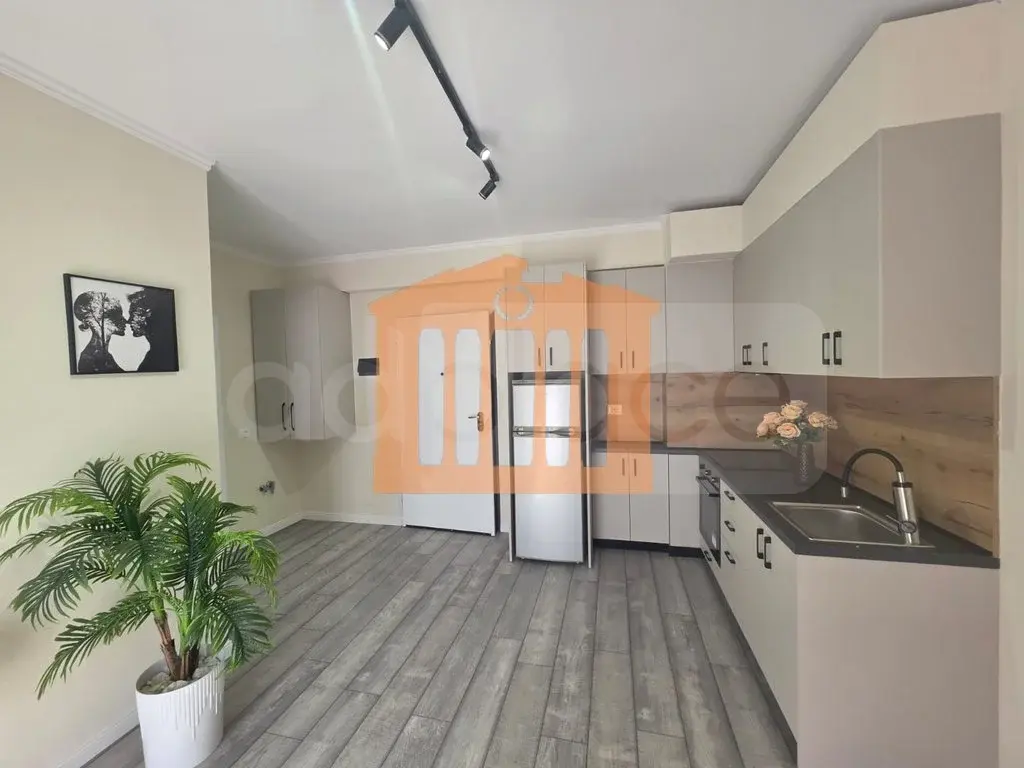 Apartament 45 m² 3 kati