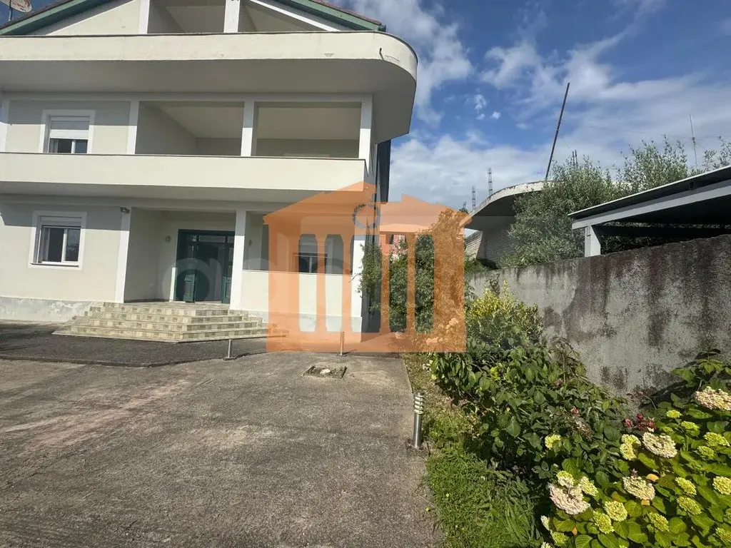 Shtëpi 187 m²