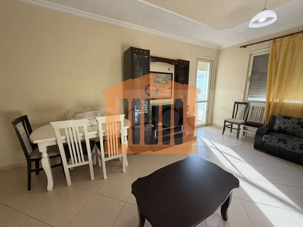 Apartament 2 dhoma 4 kati