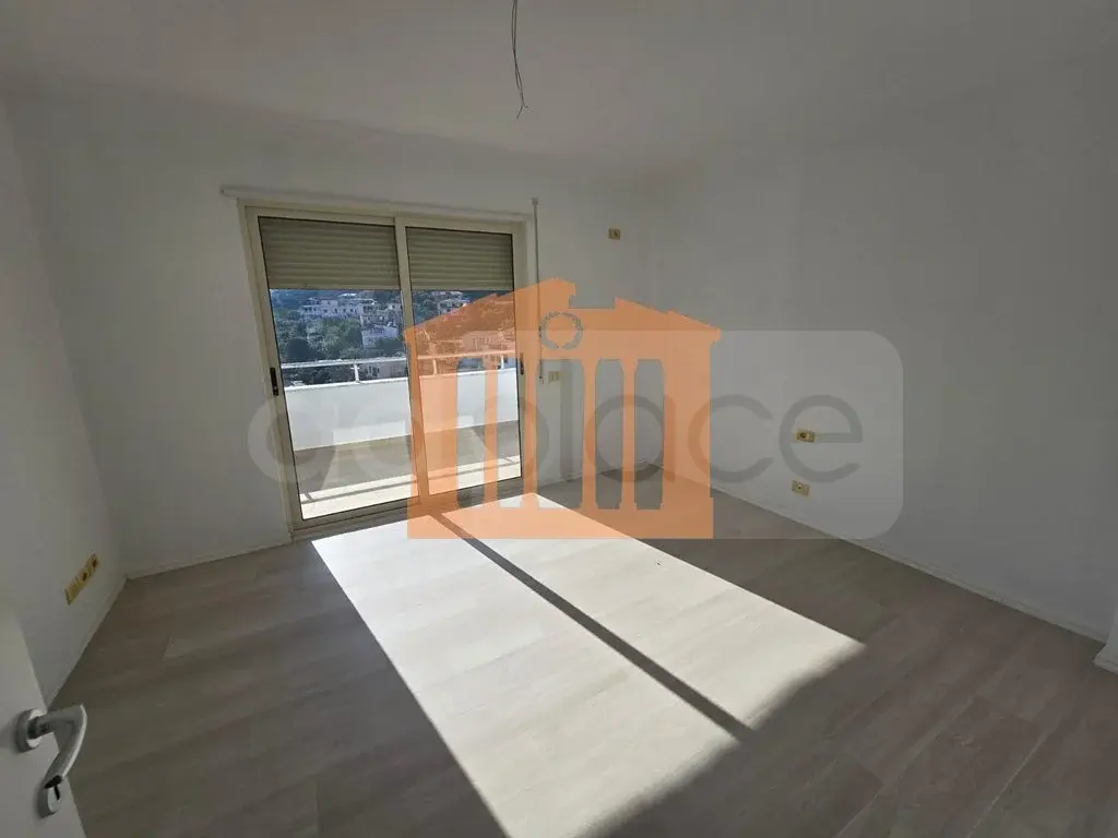 Apartament 148 m² 8 kati