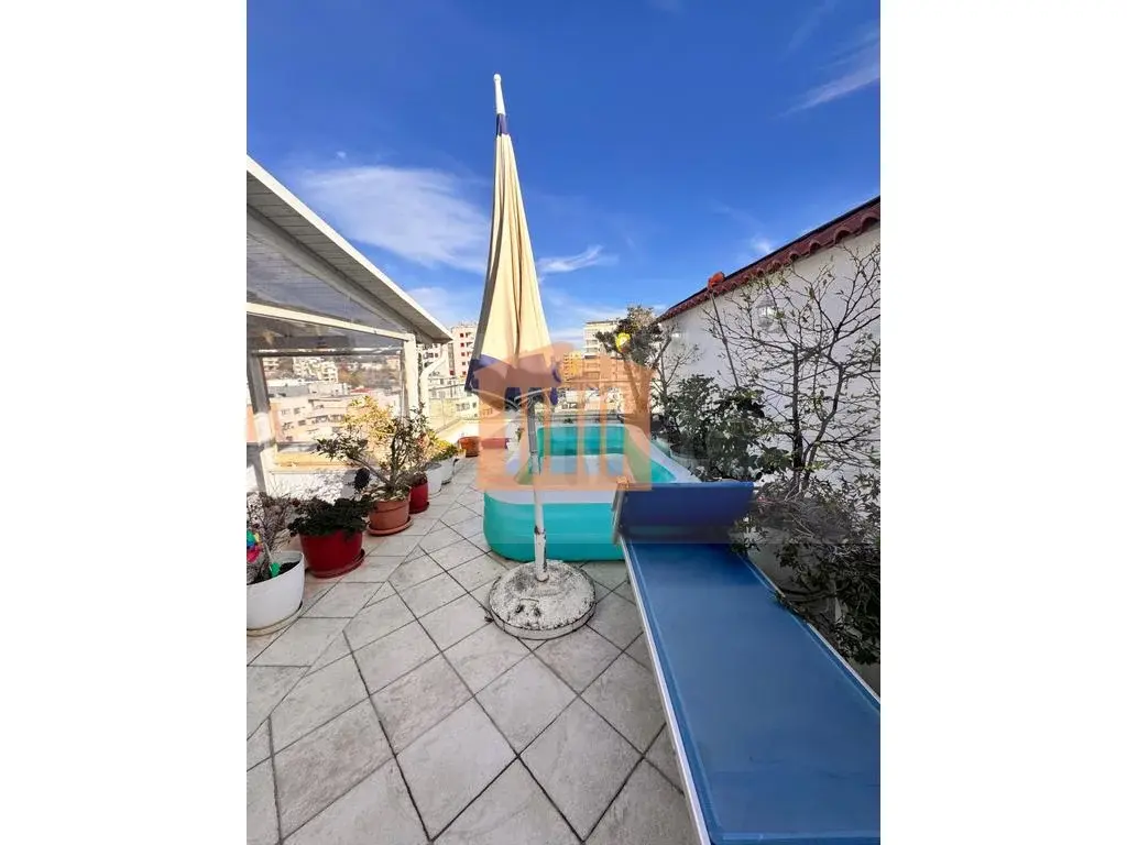 Apartament 193 m² 9 kati