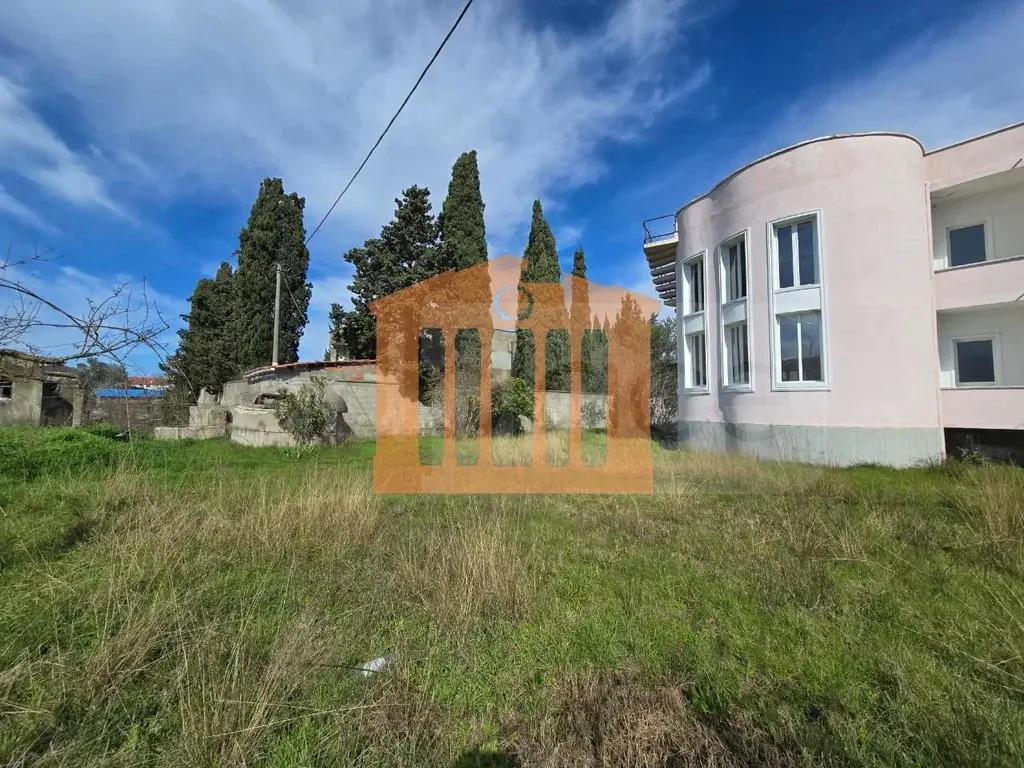 Shtëpi 264 m²