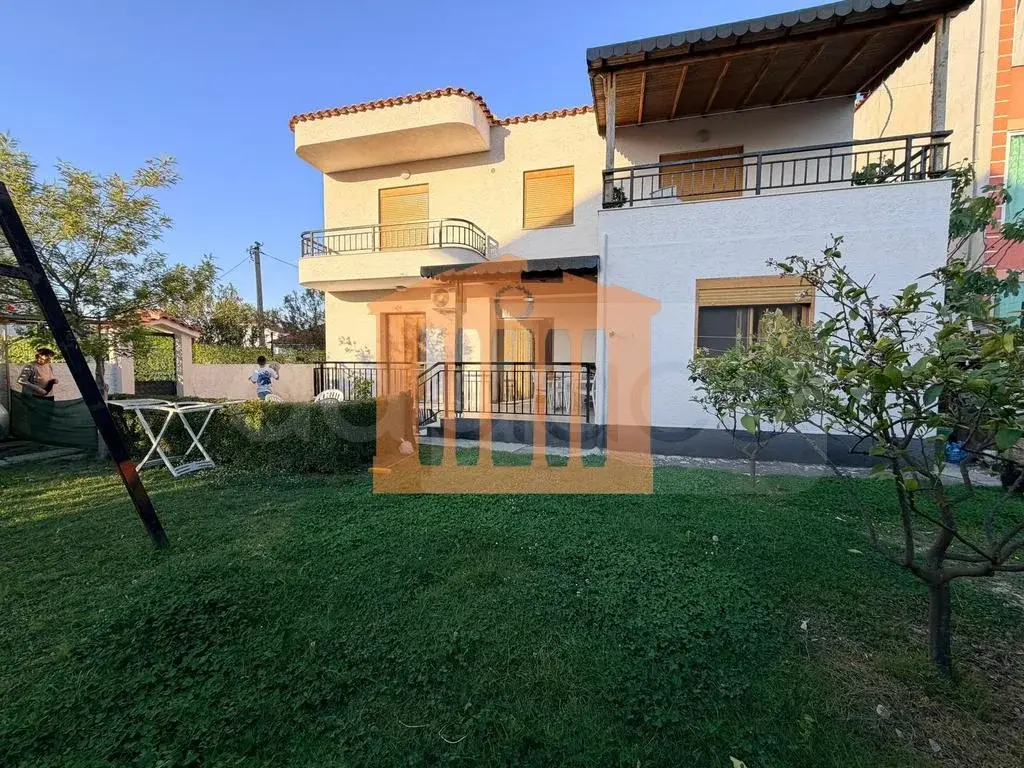 Apartament 4 dhoma 1 kati