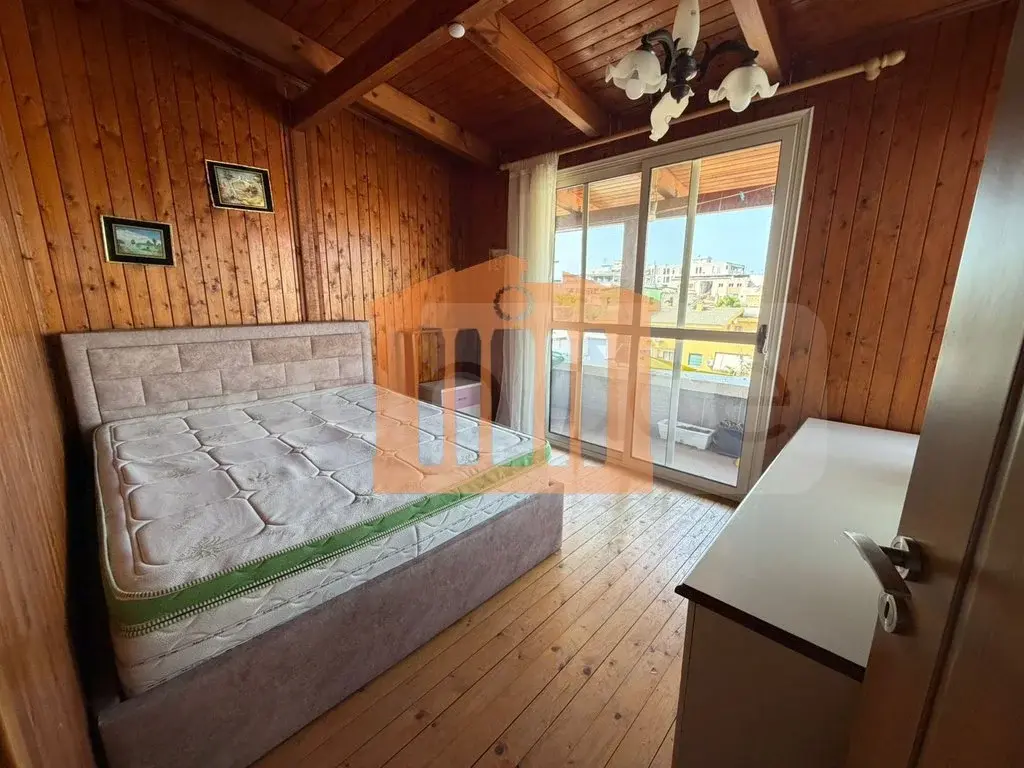 Apartament 60 m² 5 kati