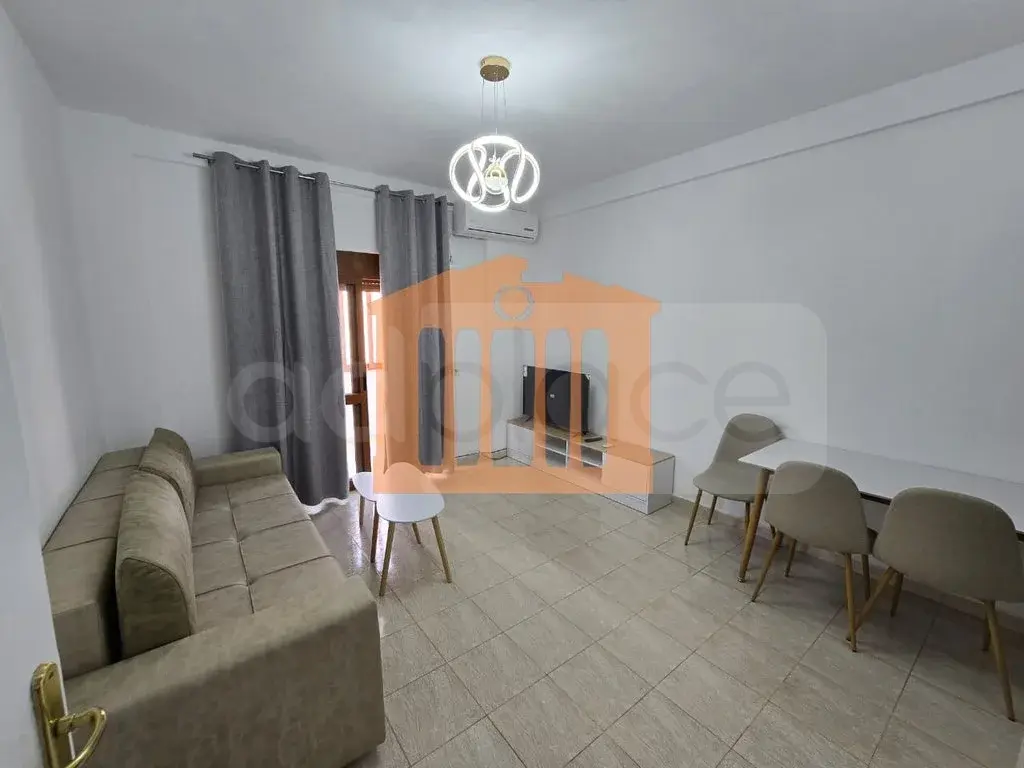 Apartament 60 m² 6 kati