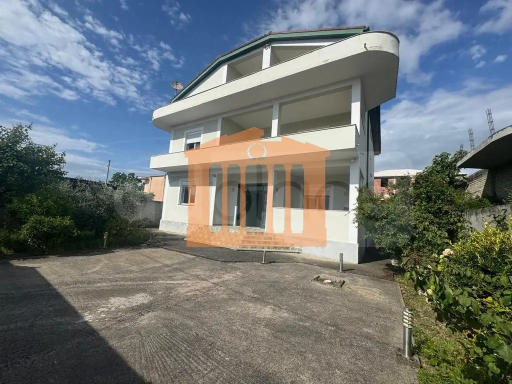 Shtëpi 187 m²