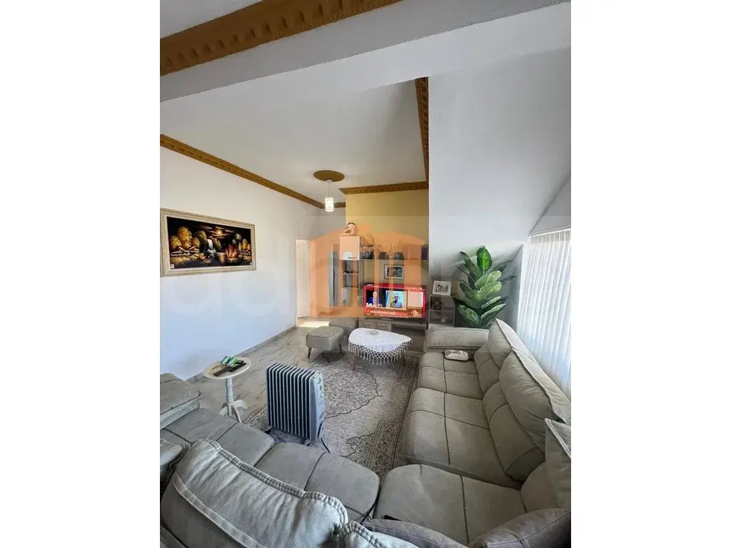 Shtëpi 264 m²