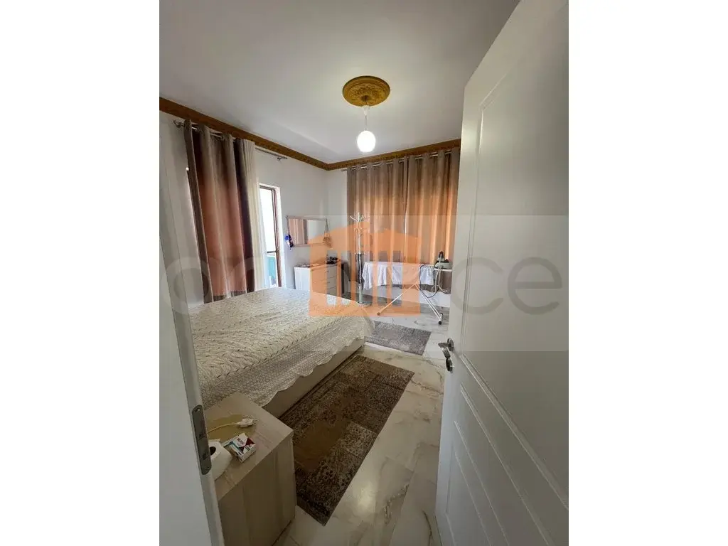 Shtëpi 264 m²