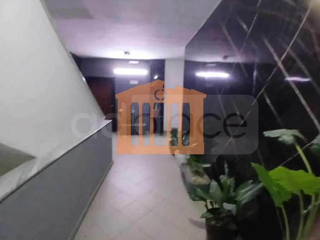 Pasuri të palujtshme komerciale 608 m² 1 kati