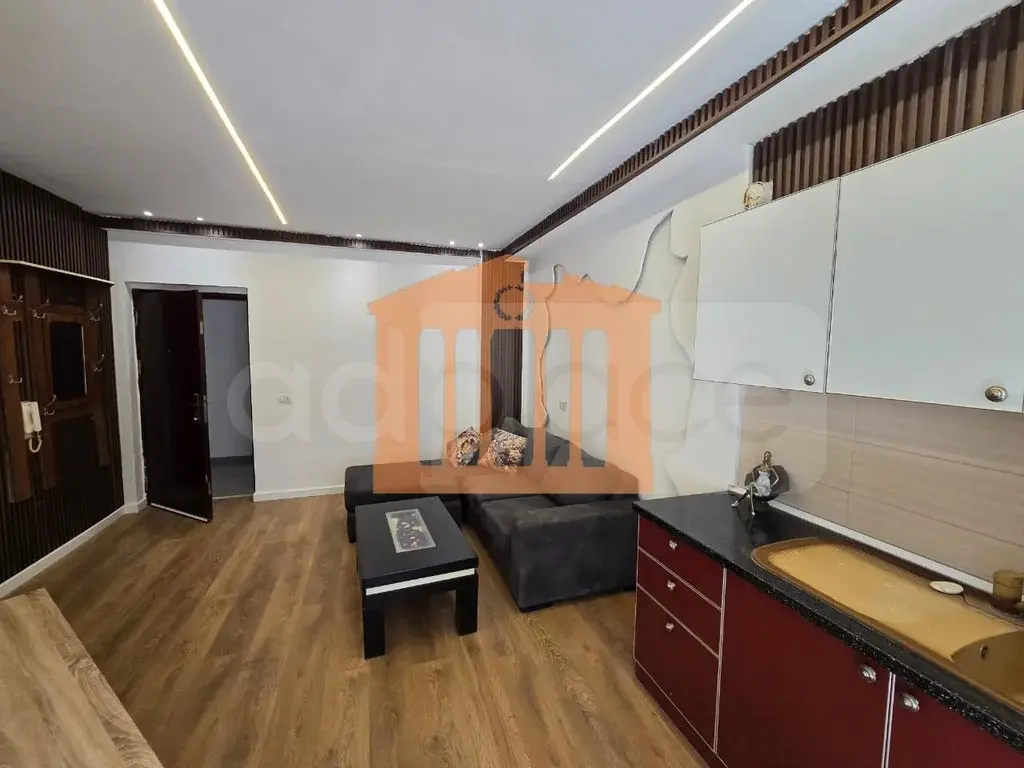 Apartament 42 m² 6 kati