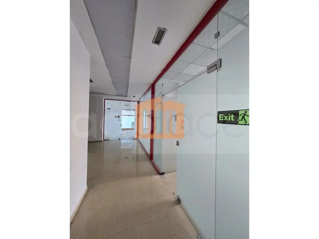 Pasuri të palujtshme komerciale 98 m² 2 kati