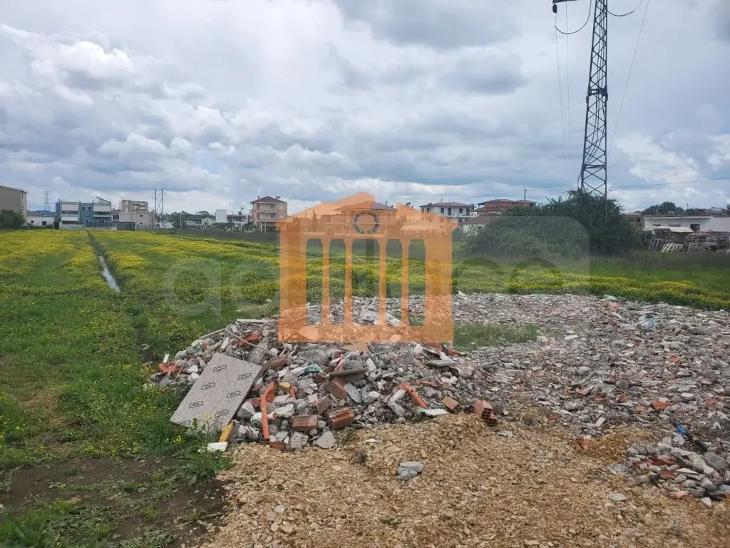 Parcela toke 3920 m²