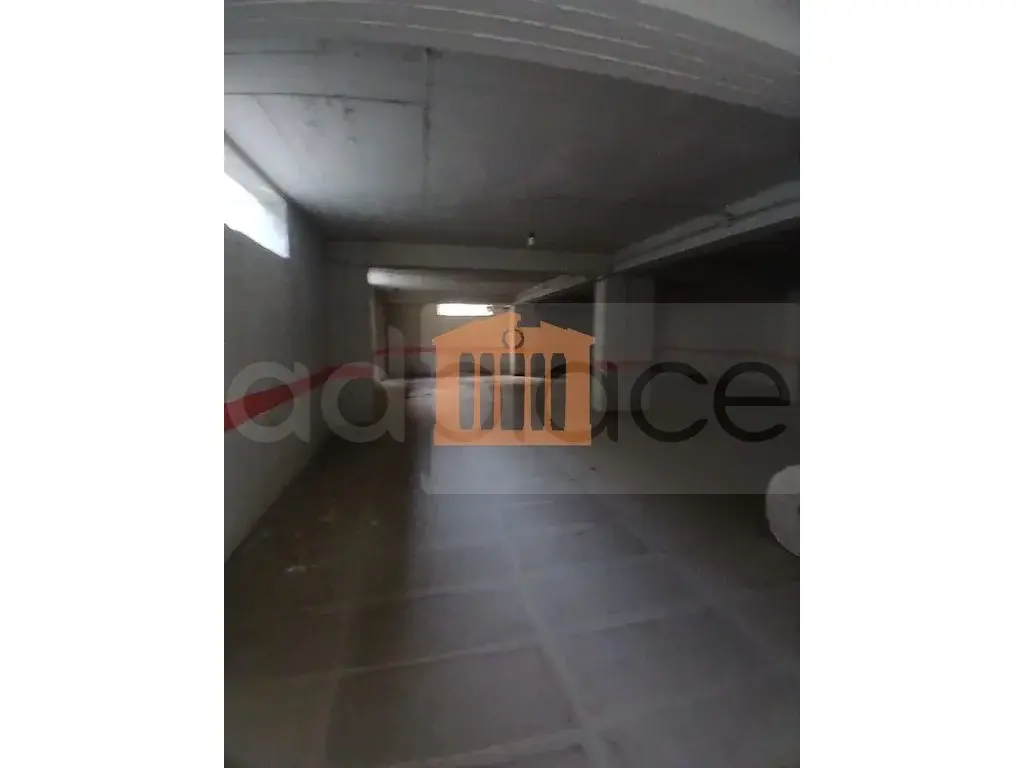 Pasuri të patundshme komerciale 500 m² -1 kati