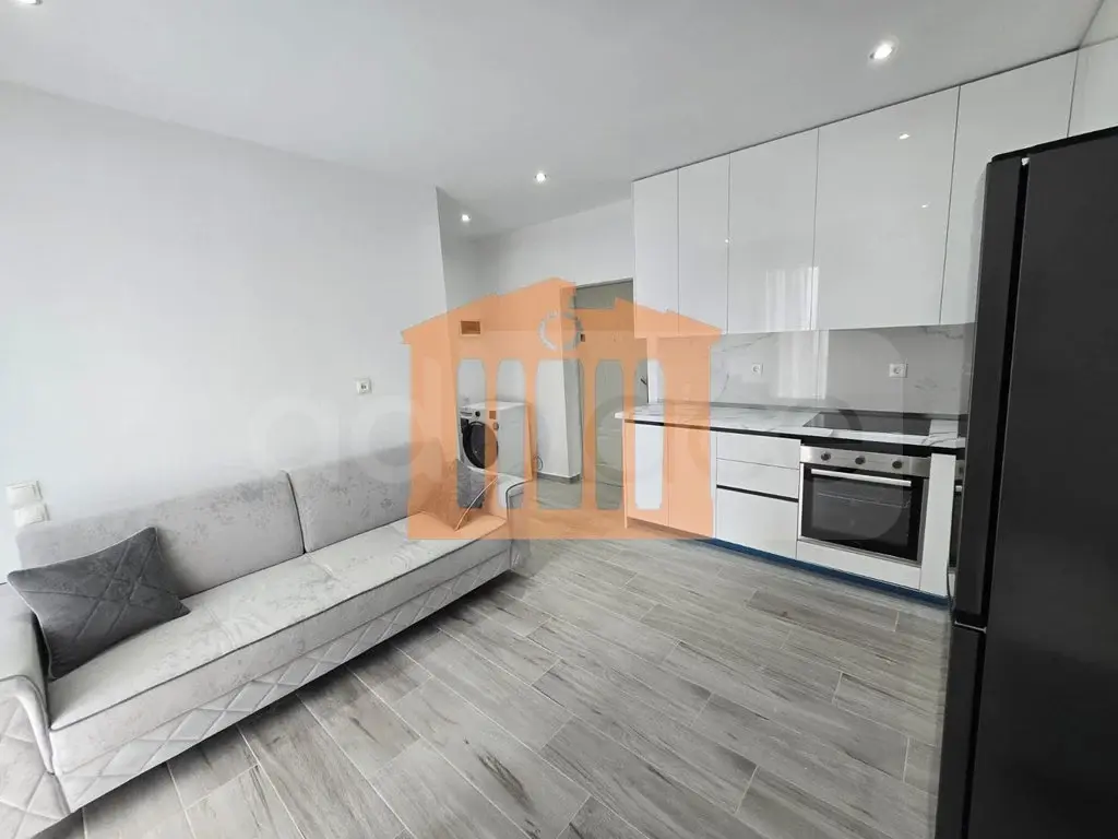 Apartament 43 m² 3 kati