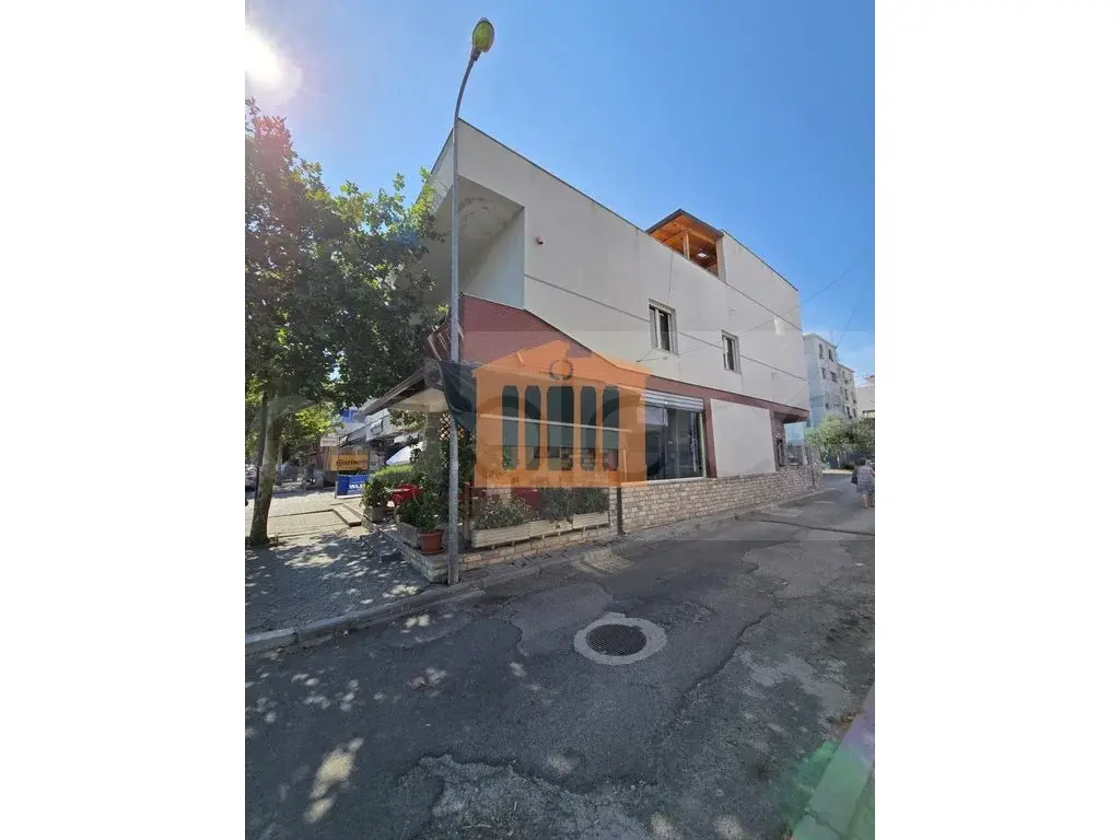 Shtëpi 223 m²