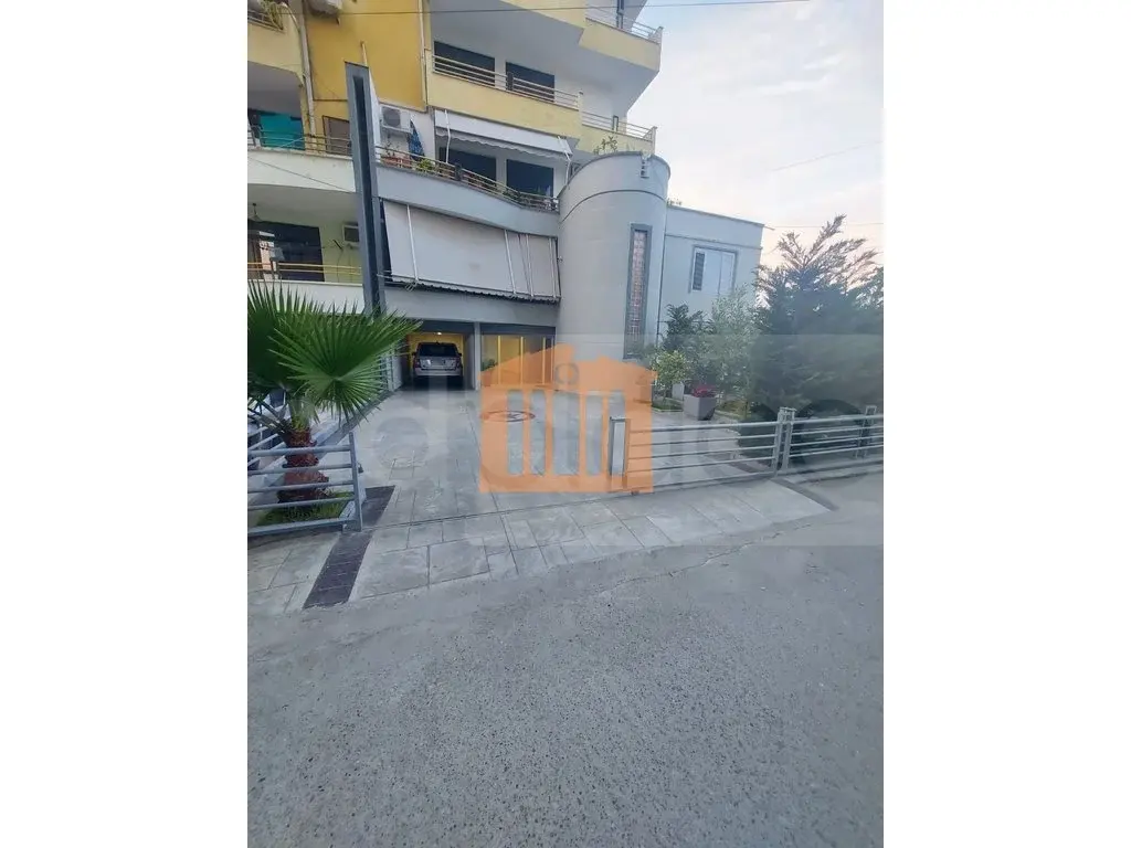 Apartament 310 m²