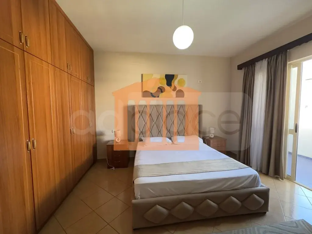 Apartament 2 dhoma 66 m² 4 kati