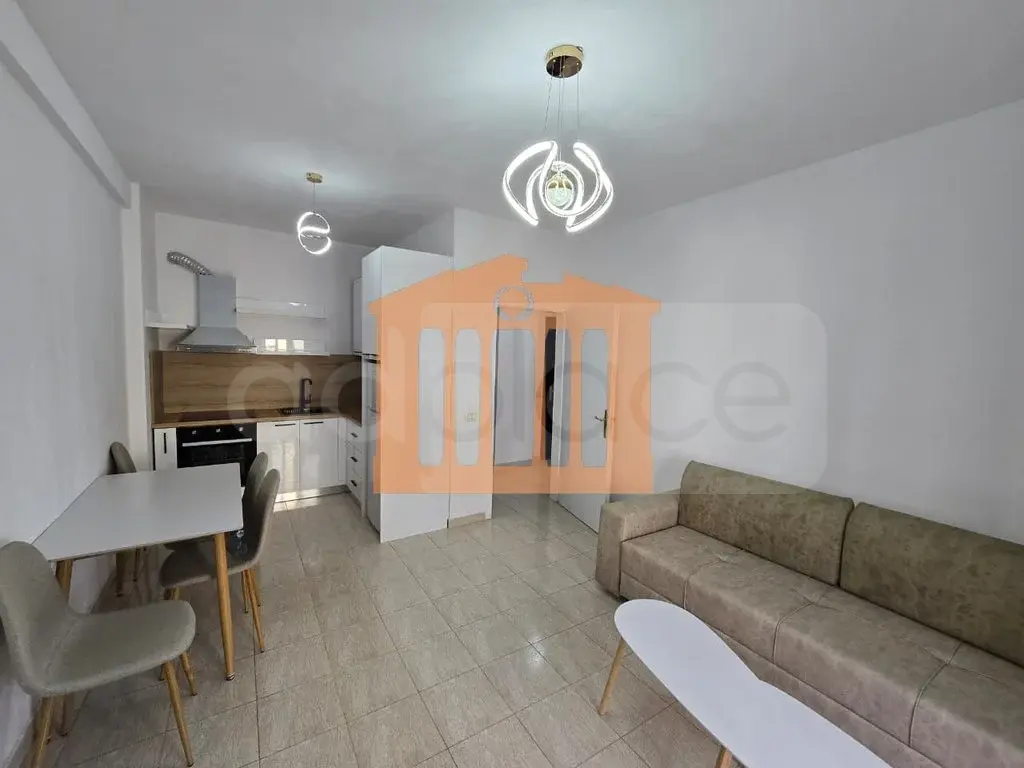 Apartament 60 m² 6 kati
