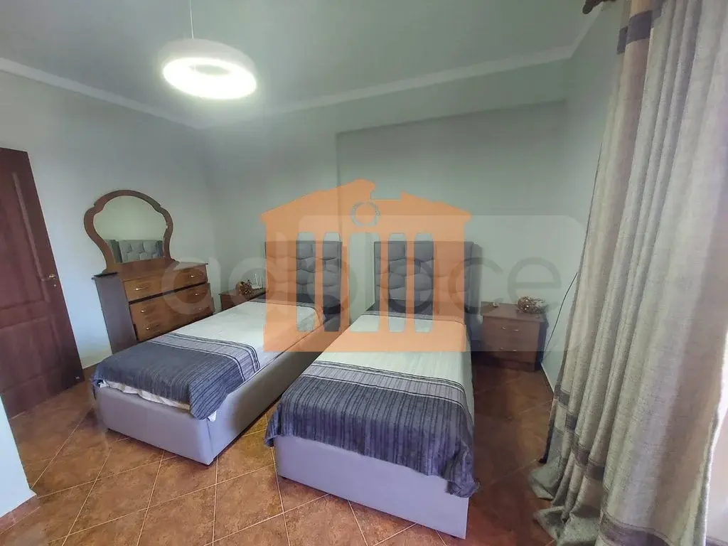 Apartament 74 m² 5 kati