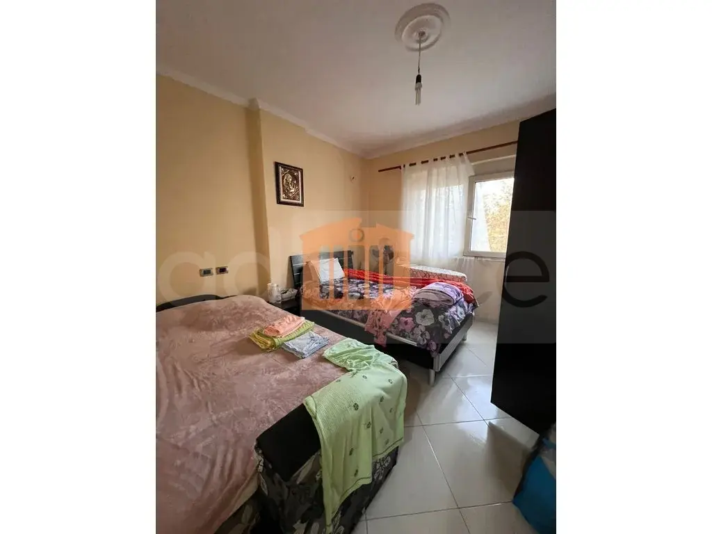 Apartament 2 kati