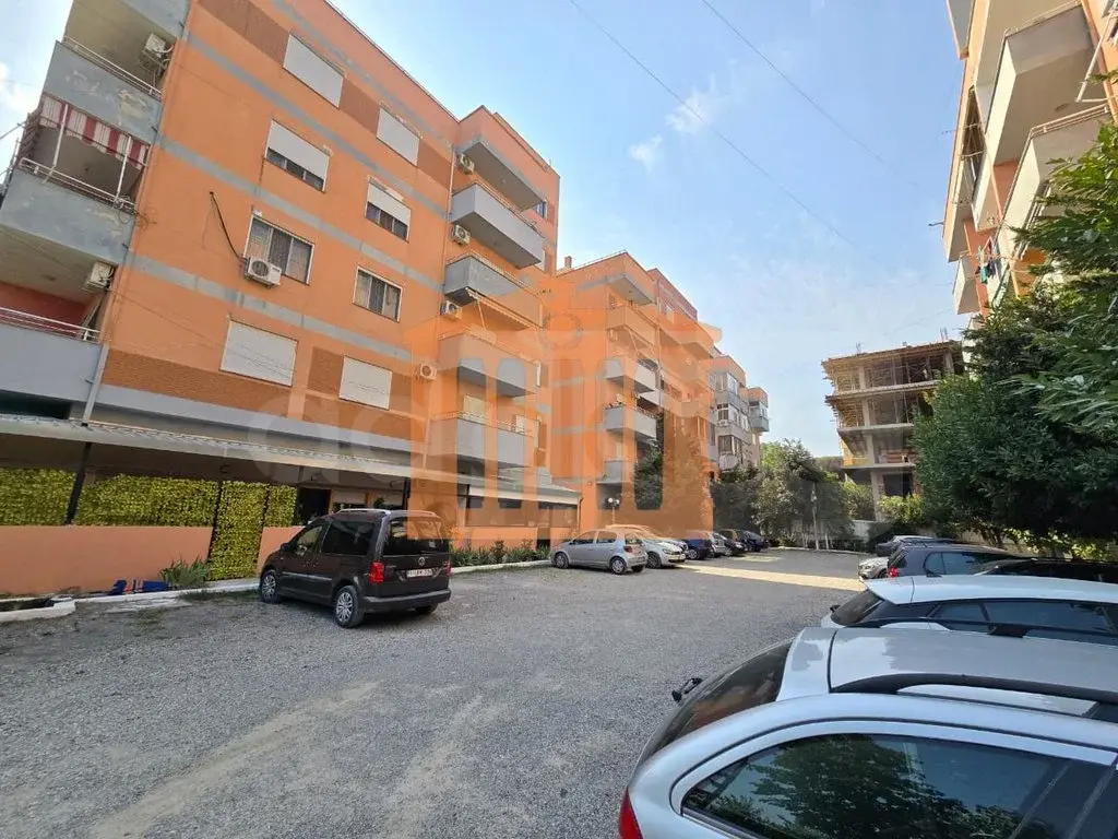 Apartament 88 m² 1 kati