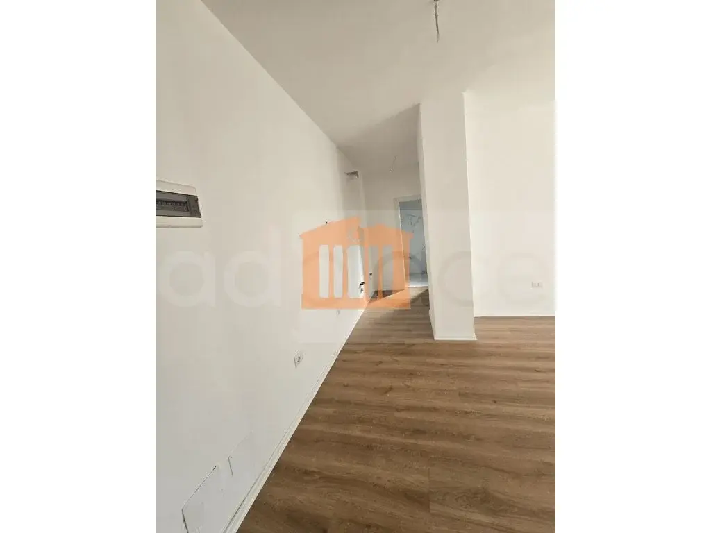 Apartament 74 m² 6 kati