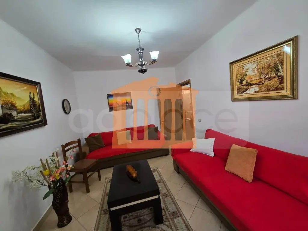 Apartament 2 dhoma 60 m² 4 kati