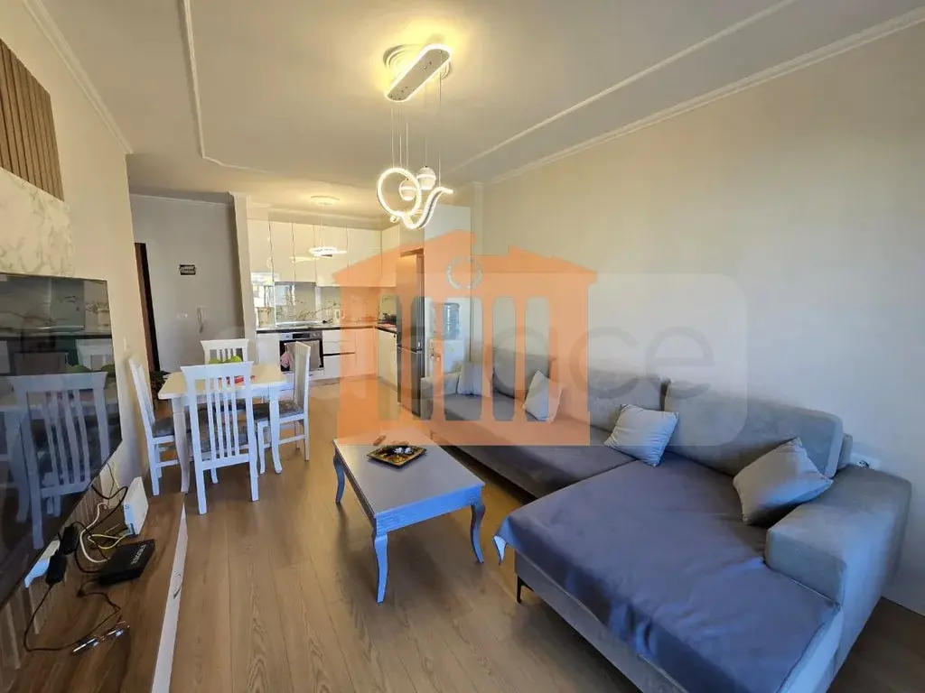 Apartament 63 m² 5 kati
