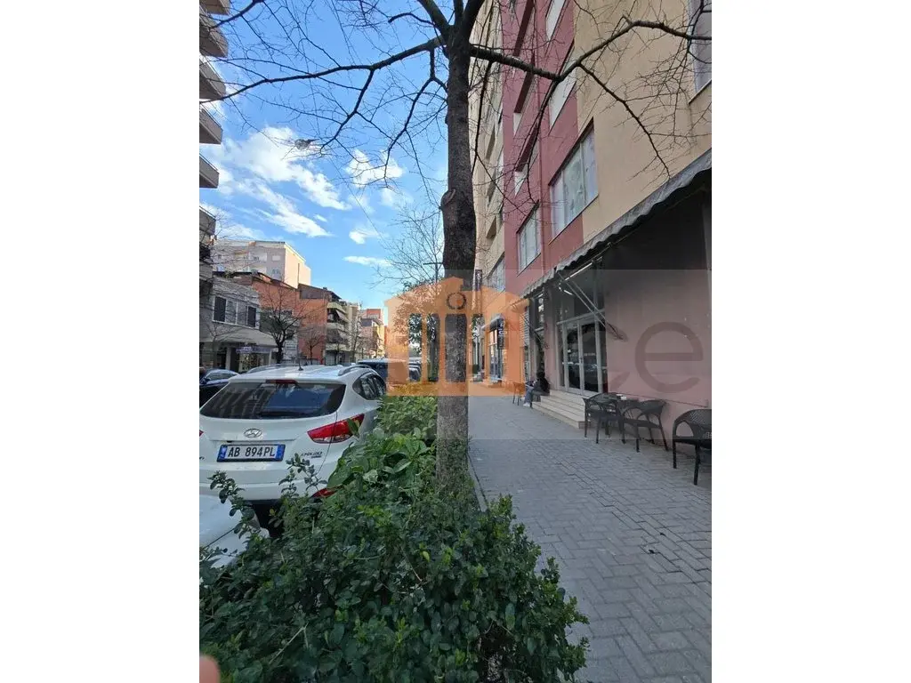 Garazh 154 m²