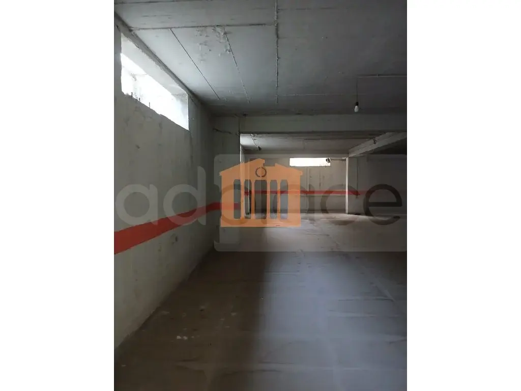 Pasuri të patundshme komerciale 500 m² -1 kati